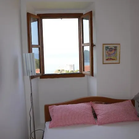 Brautovic Apartment