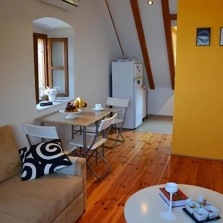 Apartamento Brautovic *